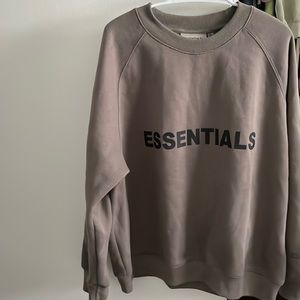 ESSENTIALS pullover